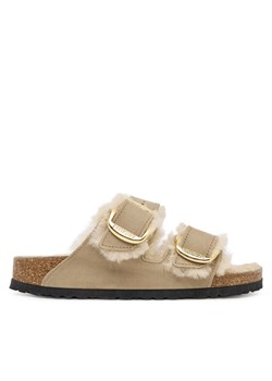 Birkenstock Klapki Arizona Big Buckle Shearling 1030384 Brązowy ze sklepu MODIVO w kategorii Klapki damskie - zdjęcie 186086920