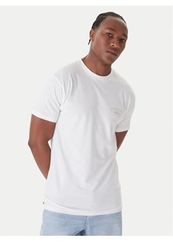 Quiksilver T-Shirt Anchor EQYZT08178 Biały Regular Fit - id: 0000305690203 - marki Quiksilver - 186086923 Quiksilver T-Shirt Anchor EQYZT08178 Biały Regular Fit ze sklepu MODIVO w kategorii T-shirty męskie - zdjęcie 186086923