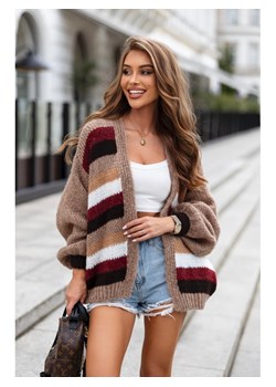 krótki sweter mersi w paski polski producent j&k premium - cappuccino ze sklepu STYLOWO w kategorii Swetry damskie - zdjęcie 186091451