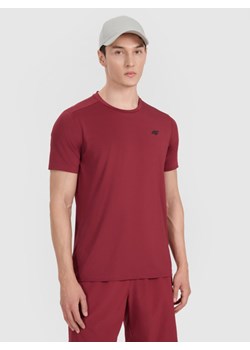 Męska koszulka treningowa 4F 4FWAW25TFTSM1521 - czerwona ze sklepu Sportstylestory.com w kategorii T-shirty męskie - zdjęcie 186095350
