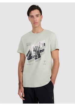 Męski t-shirt z nadrukiem 4F 4FRAW25TTSHM3223 - zielony ze sklepu Sportstylestory.com w kategorii T-shirty męskie - zdjęcie 186095933