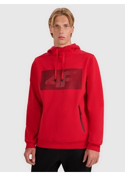 Męska bluza nierozpinana z kapturem 4F 4FRAW25TSWSM2537 - czerwona ze sklepu Sportstylestory.com w kategorii Bluzy męskie - zdjęcie 186096143