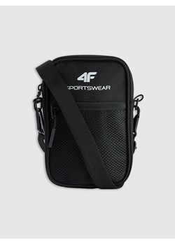 Saszetka na ramię 4F 4FRAW25APOUU104 - czarna ze sklepu Sportstylestory.com w kategorii Saszetki - zdjęcie 186096333