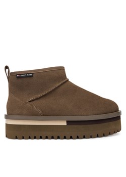 Śniegowce Tommy Jeans Tjw Flatform Snow Boot Suede EN0EN02841 Brązowy ze sklepu eobuwie.pl w kategorii Śniegowce damskie - zdjęcie 186101670