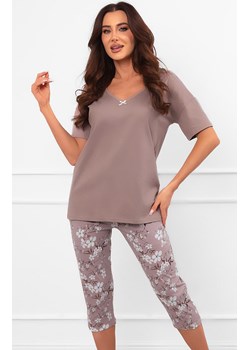 Bawełniana piżama damska na krótki rękaw i 3/4 spodnie Kimuri, Kolor cappuccino, Rozmiar M, Italian Fashion - id: 217173 - marki Italian Fashion - 186119261 Bawełniana piżama damska na krótki rękaw i 3/4 spodnie Kimuri, Kolor cappuccino, Rozmiar M, Italian Fashion ze sklepu Primodo w kategorii Piżamy damskie - zdjęcie 186119261
