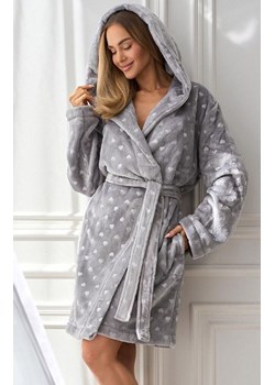 Krótki szlafrok damski z kapturem szary 2550 Amira, Kolor szary, Rozmiar S, L&amp;L ze sklepu Primodo w kategorii Szlafroki damskie - zdjęcie 186119401