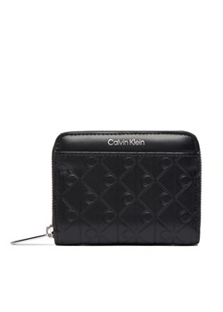Calvin Klein Portfel Emblem Aop Embossed Zip Around LV04F1081G Czarny ze sklepu MODIVO w kategorii Portfele damskie - zdjęcie 186125124