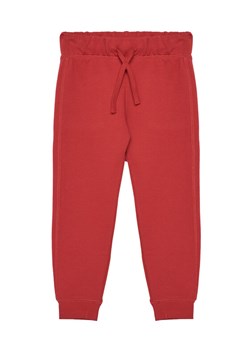 United Colors Of Benetton Spodnie dresowe 3J68CF058 Czerwony Regular Fit ze sklepu MODIVO w kategorii Spodnie chłopięce - zdjęcie 186125151