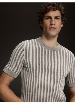 Reserved - Sweter ze strukturalnej dzianiny - złamana biel ze sklepu Reserved w kategorii Swetry męskie - zdjęcie 186126522