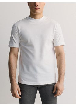 Reserved - Bawełniany t-shirt regular - złamana biel ze sklepu Reserved w kategorii T-shirty męskie - zdjęcie 186134173