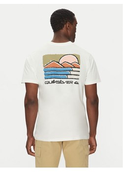 Quiksilver T-Shirt EQYZT08038 Écru Regular Fit ze sklepu MODIVO w kategorii T-shirty męskie - zdjęcie 186140901