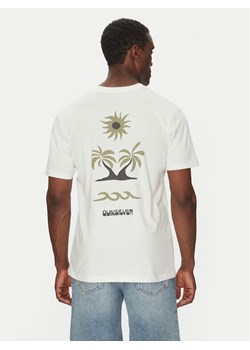 Quiksilver T-Shirt EQYZT08036 Écru Regular Fit ze sklepu MODIVO w kategorii T-shirty męskie - zdjęcie 186140920