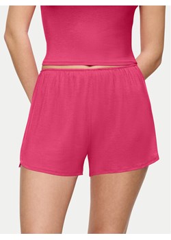Triumph Szorty piżamowe Aura Spotlight 10221415 Różowy Relaxed Fit ze sklepu MODIVO w kategorii Piżamy damskie - zdjęcie 186140933