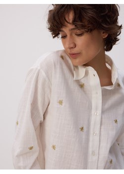Reserved - Koszula z haftem - złamana biel ze sklepu Reserved w kategorii Koszule damskie - zdjęcie 186148492
