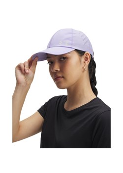 Damska czapka z daszkiem do biegania Under Armour W Iso-chill Launch Adj - fioletowa ze sklepu Sportstylestory.com w kategorii Czapki z daszkiem damskie - zdjęcie 186149713