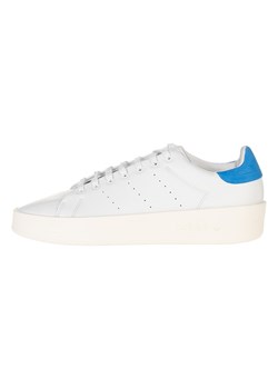 adidas Skórzane sneakersy "Stan Smith Relasted" w kolorze białym ze sklepu Limango Polska w kategorii Buty sportowe damskie - zdjęcie 186154170