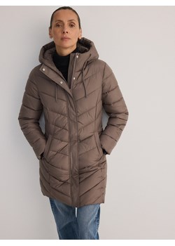 Reserved - Pikowana kurtka z kapturem - brązowy ze sklepu Reserved w kategorii Kurtki damskie - zdjęcie 186169002
