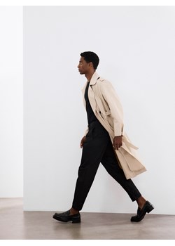 Reserved - Spodnie chino leisure fit - czarny - id: 7261H-99X - marki Reserved - 186174263 Reserved - Spodnie chino leisure fit - czarny ze sklepu Reserved w kategorii Spodnie męskie - zdjęcie 186174263