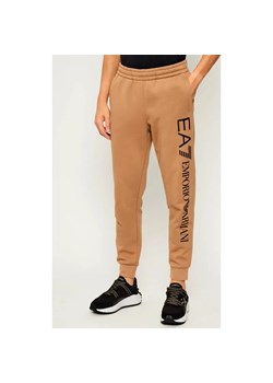 EA7 Spodnie dresowe | Slim Fit ze sklepu Gomez Fashion Store w kategorii Spodnie męskie - zdjęcie 186176321