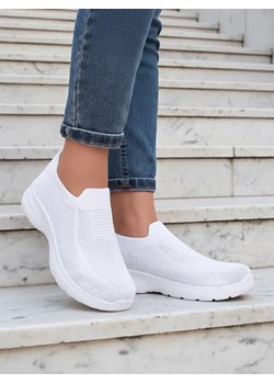 Biale Damskie Sneakersy Wsuwane Aura Bianca - Lekkie i Oddychajace na Lato Wiosne ze sklepu royalfashion.pl w kategorii Buty sportowe damskie - zdjęcie 186176782