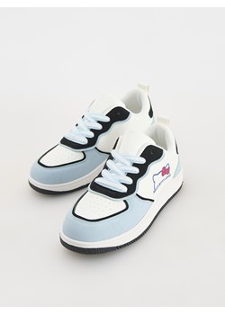 Reserved - Sneakersy Hello Kitty - biały ze sklepu Reserved w kategorii Buty sportowe dziecięce - zdjęcie 186177371