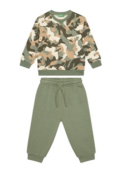 United Colors Of Benetton Dres 3YWXGK00R Zielony Relaxed Fit ze sklepu MODIVO w kategorii Dresy chłopięce - zdjęcie 186180433