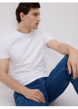 Reserved - Bawełniany t-shirt slim fit - biały ze sklepu Reserved w kategorii T-shirty męskie - zdjęcie 186194110