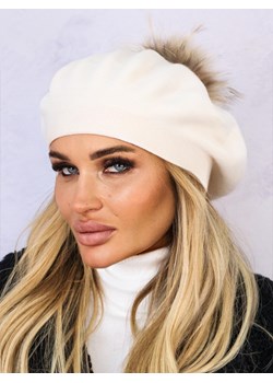 KLASYCZNY BERET DAMSKI Z POMPONEM-EKRI ze sklepu olika.com.pl w kategorii Czapki zimowe damskie - zdjęcie 186195874