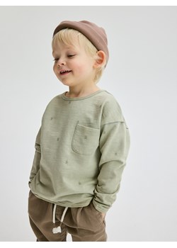 Reserved - Bawełniany longsleeve z nadrukiem - ciemnozielony ze sklepu Reserved w kategorii T-shirty chłopięce - zdjęcie 186199203