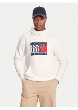 Tommy Jeans Bluza DM0DM22092 Biały Relaxed Fit - id: 0000305361639 - marki Tommy Jeans - 186200721 Tommy Jeans Bluza DM0DM22092 Biały Relaxed Fit ze sklepu MODIVO w kategorii Bluzy męskie - zdjęcie 186200721