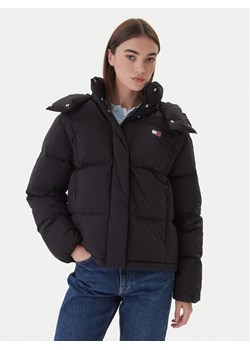 Tommy Jeans Kurtka puchowa DW0DW21623 Czarny Regular Fit - id: 0000305373502 - marki Tommy Jeans - 186205932 Tommy Jeans Kurtka puchowa DW0DW21623 Czarny Regular Fit ze sklepu MODIVO w kategorii Kurtki damskie - zdjęcie 186205932