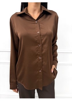 Czekoladowa Satynowa Koszula - id: 23069905 - marki Modnakiecka.pl - 186210163 Czekoladowa Satynowa Koszula ze sklepu ModnaKiecka.pl w kategorii Koszule damskie - zdjęcie 186210163
