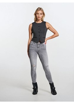 Sinsay - Jeansy skinny - szary ze sklepu Sinsay w kategorii Jeansy damskie - zdjęcie 186214173