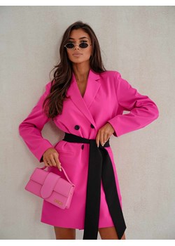 elegancka sukienka marynarkowa noelle z paskiem polski producent miluna brand - fuksja ze sklepu STYLOWO w kategorii Sukienki - zdjęcie 186219380