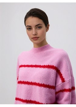 Reserved - Sweter w paski - różowy ze sklepu Reserved w kategorii Swetry damskie - zdjęcie 186228010