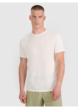Męska koszulka do biegania 4F 4FWAW25TFTSM1499 - biała ze sklepu Sportstylestory.com w kategorii T-shirty męskie - zdjęcie 186230250