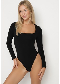 Czarne Body z Bawełną Wiskozą i Kwadratowym Dekoltem Merrise - id: 398877 - marki born2be - 186231703 Czarne Body z Bawełną Wiskozą i Kwadratowym Dekoltem Merrise ze sklepu born2be.pl w kategorii Body damskie - zdjęcie 186231703