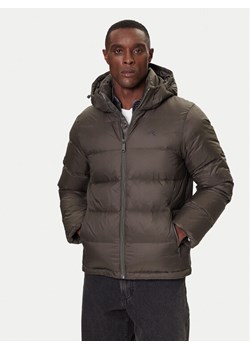 Calvin Klein Jeans Kurtka puchowa LV04RC518G Khaki Regular Fit ze sklepu MODIVO w kategorii Kurtki męskie - zdjęcie 186233472