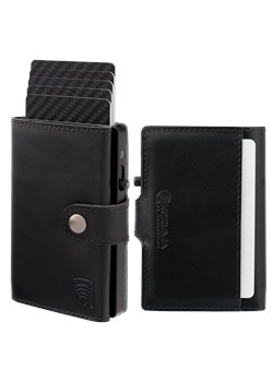 Skórzany portfel męski z zewnętrzną kieszenią na kartę oraz aluminiowym etui z wysuwanymi kartami (czarny) ze sklepu Koruma ID Protection w kategorii Portfele męskie - zdjęcie 186242932