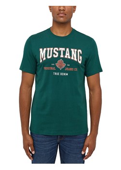 Męski T-Shirt Mustang Style Alex C Print June Bug 1014462 6485 ze sklepu YouNeedit.pl w kategorii T-shirty męskie - zdjęcie 186244284