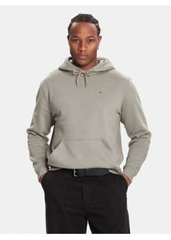 Tommy Jeans Bluza DM0DM20742 Zielony Relaxed Fit ze sklepu MODIVO w kategorii Bluzy męskie - zdjęcie 186245442