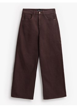 Mohito - Jeansy wide leg petite - ciemnobrązowy - id: 504HO-89J - marki Mohito - 186250922 Mohito - Jeansy wide leg petite - ciemnobrązowy ze sklepu Mohito w kategorii Jeansy damskie - zdjęcie 186250922