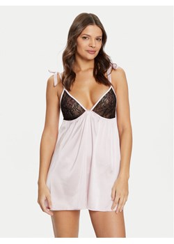 Guess Halka O5RG23 WGXR0 Różowy Regular Fit ze sklepu MODIVO w kategorii Podkoszulki i halki - zdjęcie 186252624