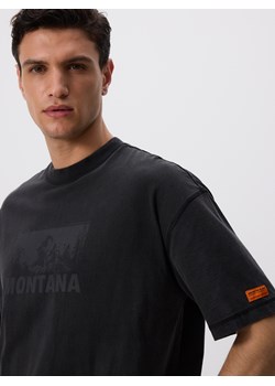 Reserved - T-shirt boxy z nadrukiem - ciemnoszary ze sklepu Reserved w kategorii T-shirty męskie - zdjęcie 186253961