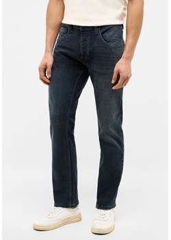 Męskie Spodnie Jeansowe Mustang Style Michigan Straight Denim Blue 1016338 5000 883 ze sklepu YouNeedit.pl w kategorii Jeansy męskie - zdjęcie 186266243