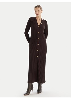 TWINSET Sukienka dzianinowa 252TT3400 Brązowy Slim Fit ze sklepu MODIVO w kategorii Sukienki - zdjęcie 186267371