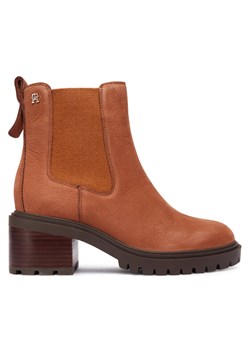 Tommy Hilfiger Botki Th Nubuck Chelsea Cleated Heel FW0FW09158 Brązowy ze sklepu MODIVO w kategorii Botki - zdjęcie 186267481