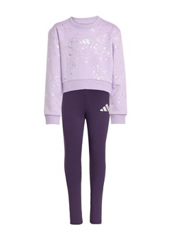 adidas Komplet bluza i legginsy Little Girls Everyday Glam JW2421 Fioletowy Regular Fit ze sklepu MODIVO w kategorii Komplety dziewczęce - zdjęcie 186267603