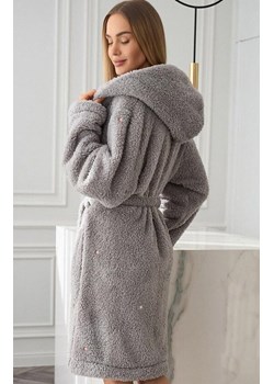 Szlafrok damski z kapturem szary 2559 Liv, Kolor szary, Rozmiar M, L&L - id: 218559 - marki L&L - 186270010 Szlafrok damski z kapturem szary 2559 Liv, Kolor szary, Rozmiar M, L&L ze sklepu Primodo w kategorii Szlafroki damskie - zdjęcie 186270010