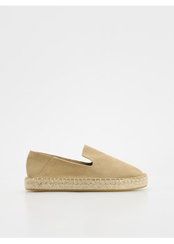 Reserved - Zamszowe espadryle - beżowy ze sklepu Reserved w kategorii Espadryle damskie - zdjęcie 186274283
